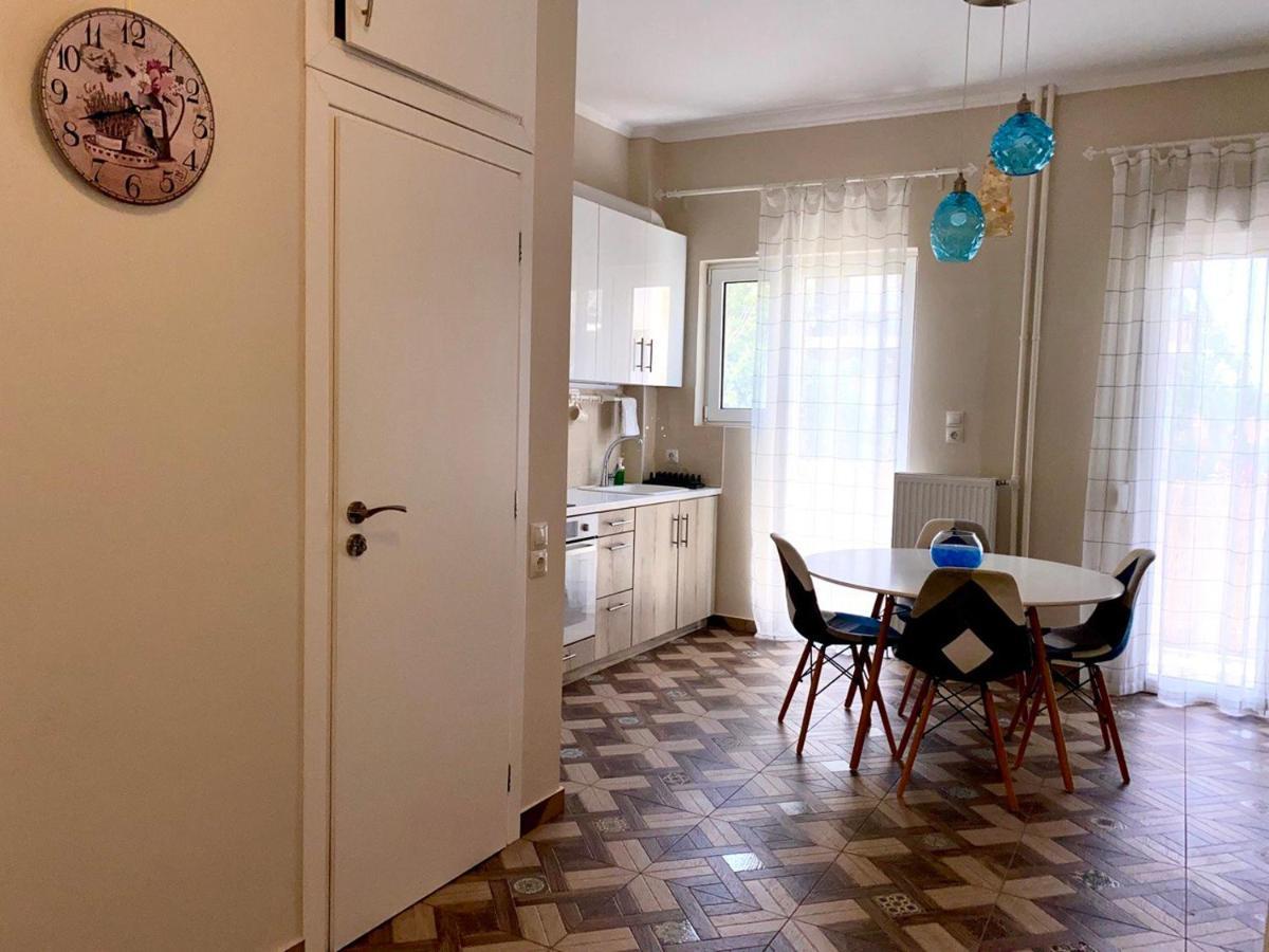 Dafni'S Home Is In 200M To Metro Ag Ioanis Athens Luaran gambar