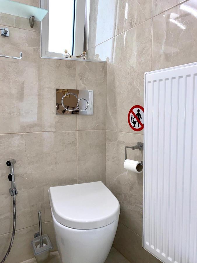 Dafni'S Home Is In 200M To Metro Ag Ioanis Athens Luaran gambar